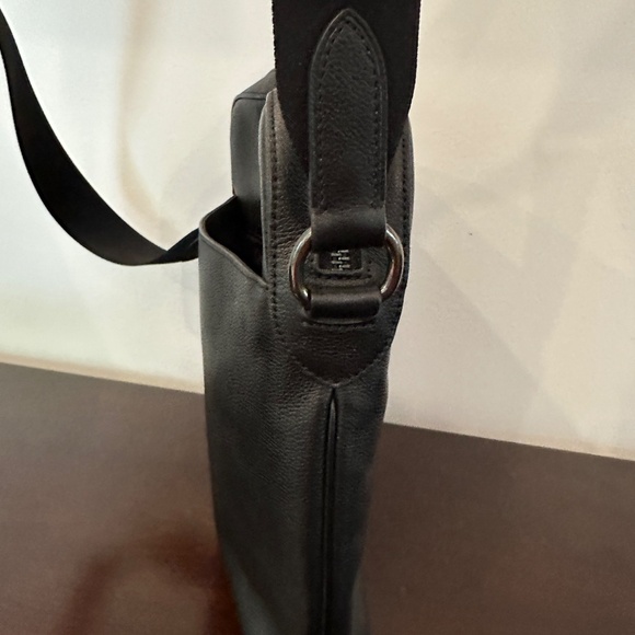 Coach Flight Messenger Crossbody Men’s Black Pebble Leather Bag C2057-F68014 EUC - Picture 10 of 11